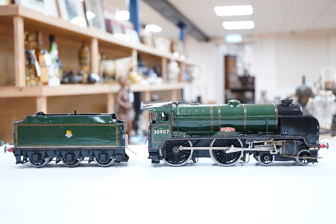 An 0 gauge railway finescale BR Schools Class locomotive built from a kit by David Andrews (2003), Dulwich 30907, powered for 2-rail running and finished in high gloss livery